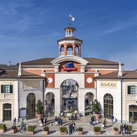 outlet burberry torino|Serravalle Designer Outlet .